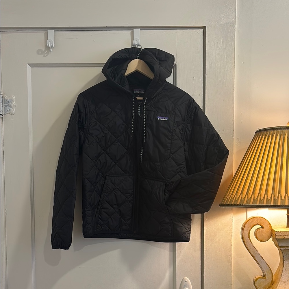 Patagonia Black Quilted Bomber Hoody Wmns Medium